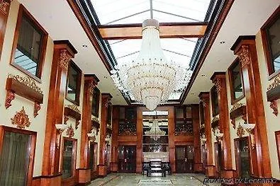 Woodbine Hotel & Suites Toronto 3*,